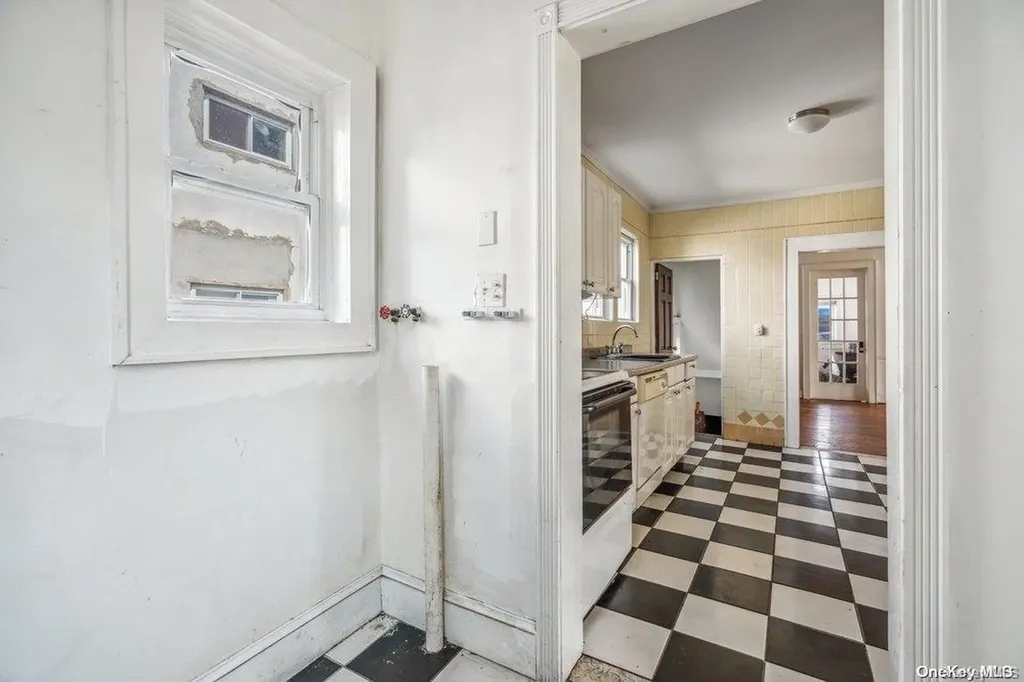 588 Merrick Road Lynbrook NY 11563