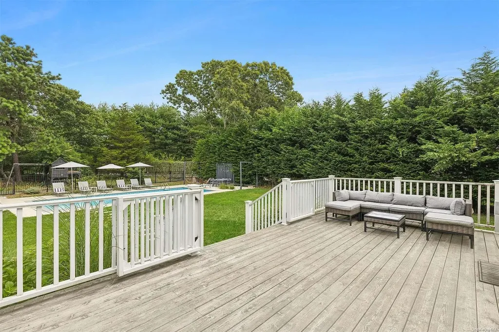 310 Montauk Highway Westhampton Beach NY 11978