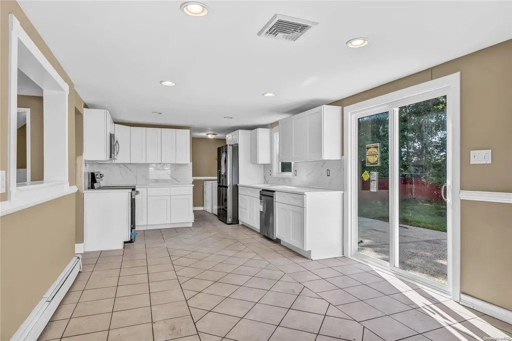 36 Appel Drive E Shirley NY 11967