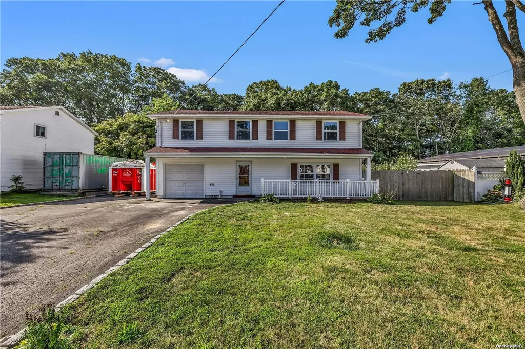 36 Appel Drive E Shirley NY 11967