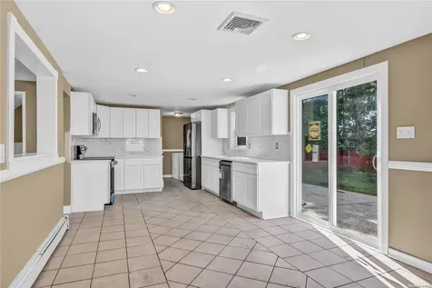 36 Appel Drive E Shirley NY 11967