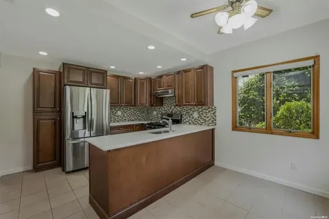 117 S Evergreen Drive Selden NY 11784