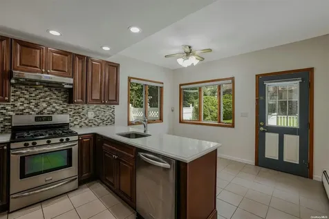 117 S Evergreen Drive Selden NY 11784