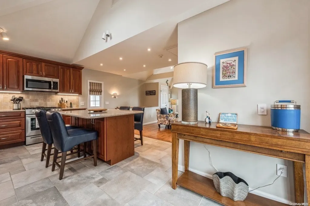 7 Delaware Avenue Long Beach NY 11561