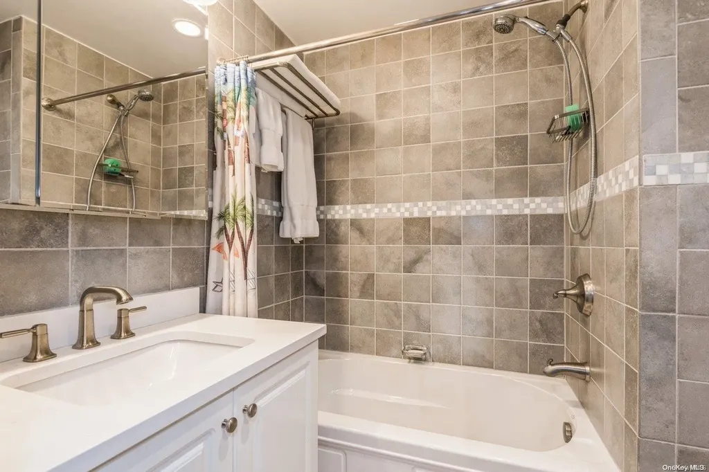 7 Delaware Avenue Long Beach NY 11561