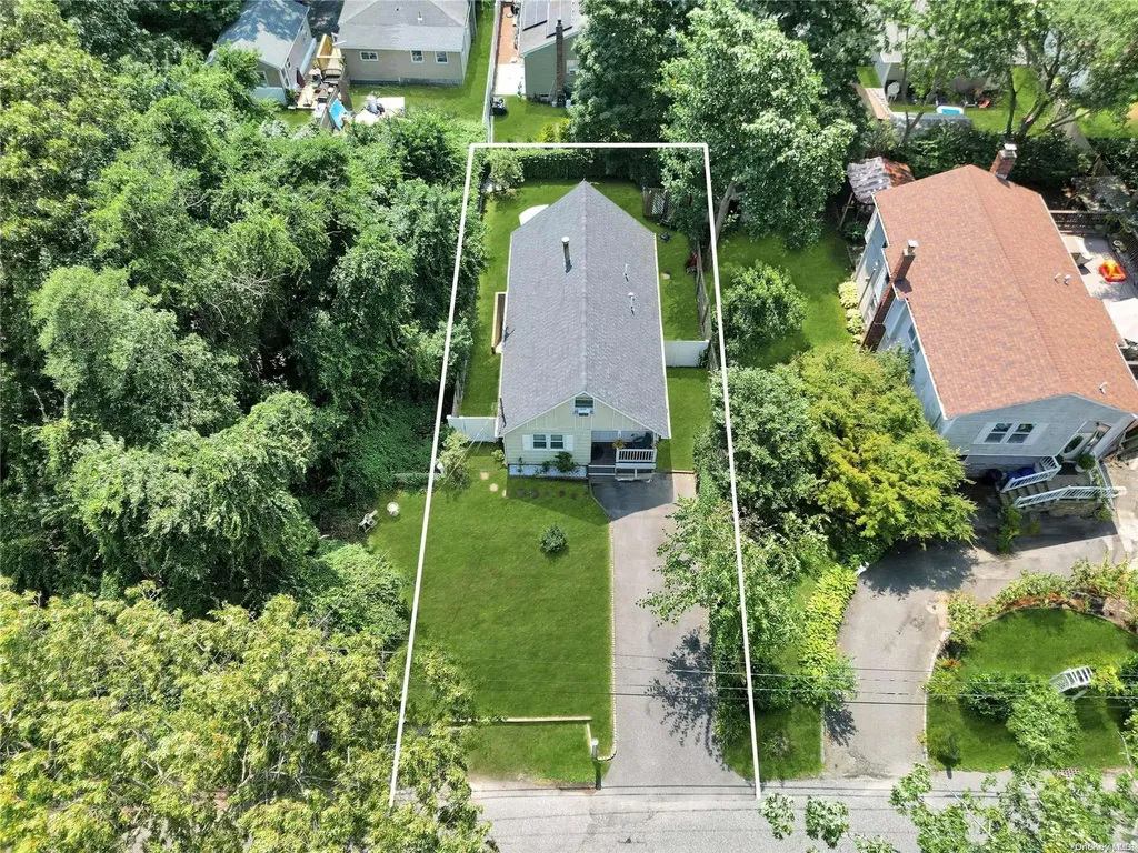 66 Wood Avenue Mastic NY 11950
