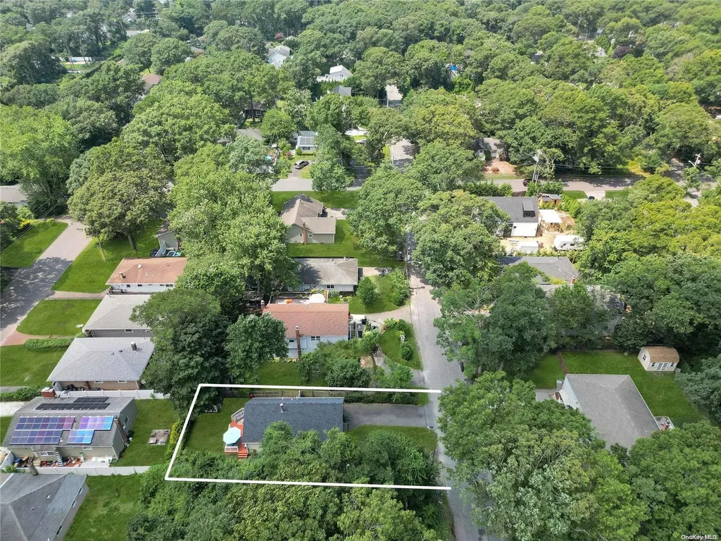 66 Wood Avenue Mastic NY 11950