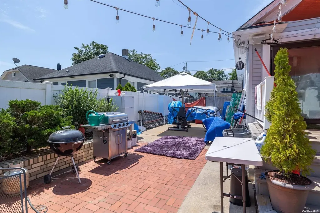 45 Center Avenue Bay Shore NY 11706