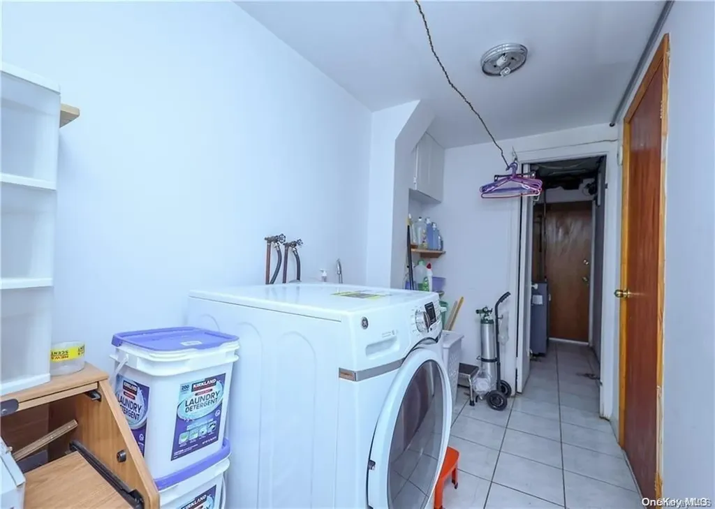 1995 E 28th Street Brooklyn NY 11229