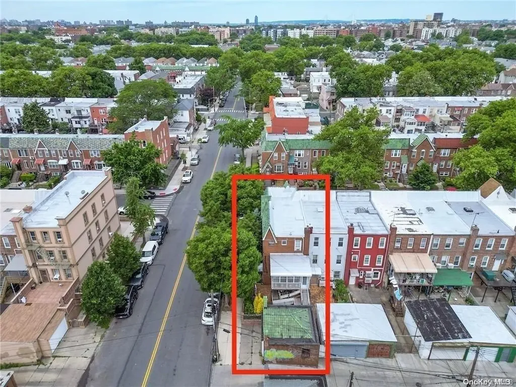 1995 E 28th Street Brooklyn NY 11229