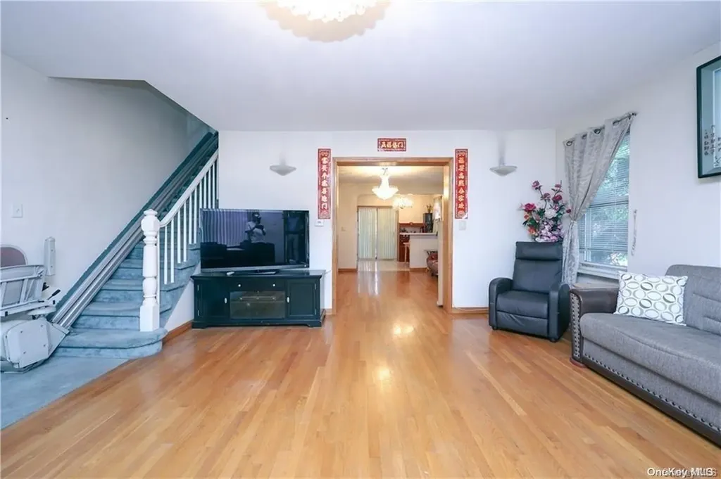 1995 E 28th Street Brooklyn NY 11229