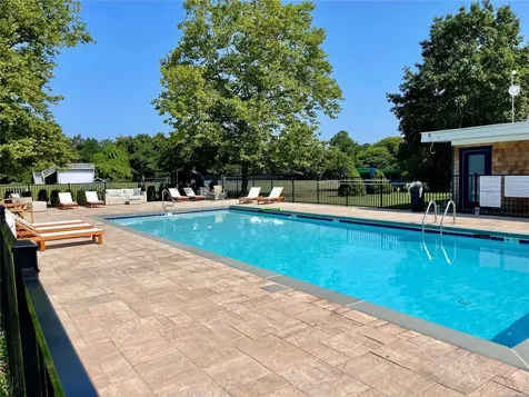 690 Queen Street Greenport NY 11944