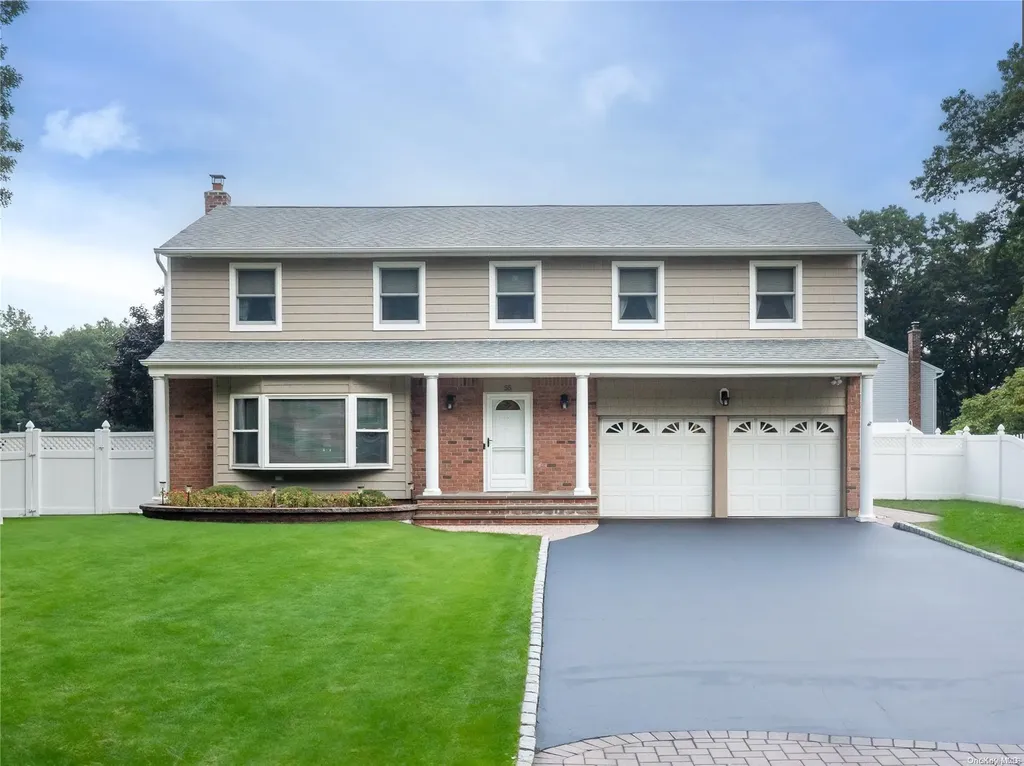 55 Lindron Avenue Smithtown NY 11787