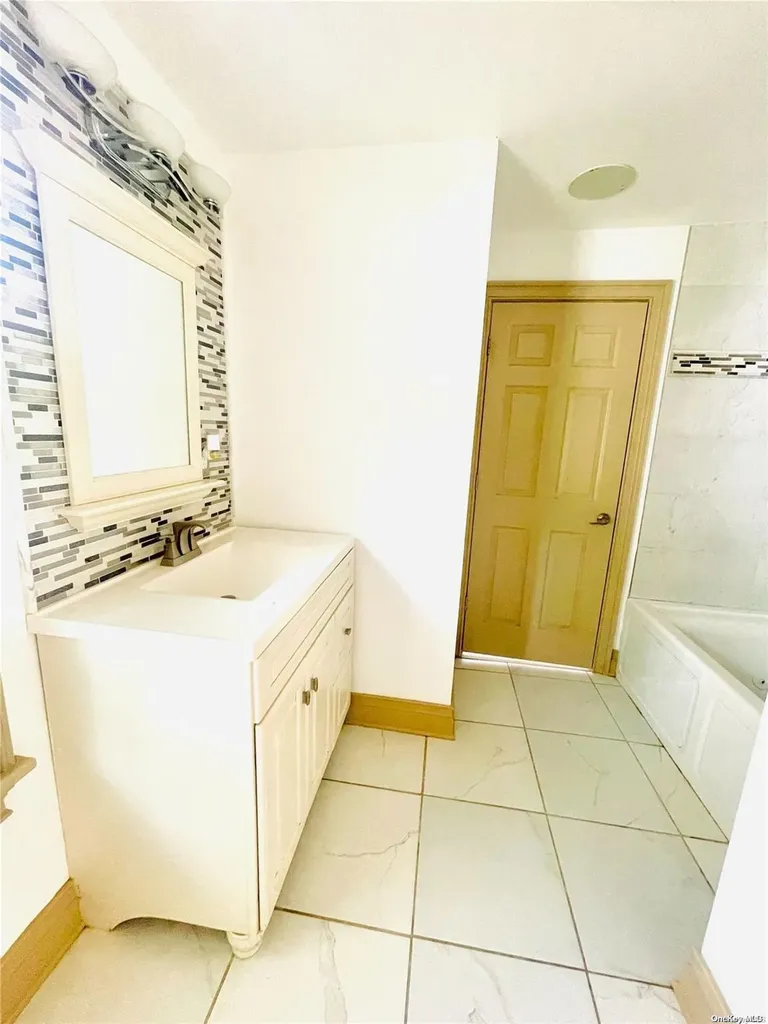 13 Hamilton Road Mastic Beach NY 11951
