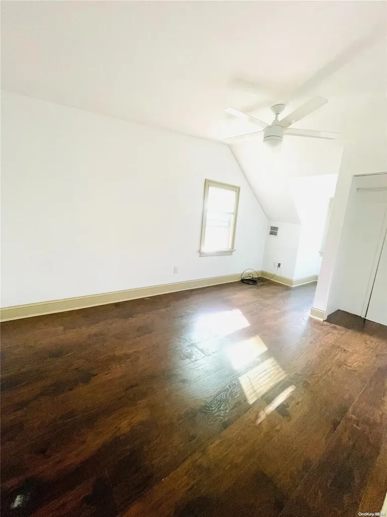 13 Hamilton Road Mastic Beach NY 11951