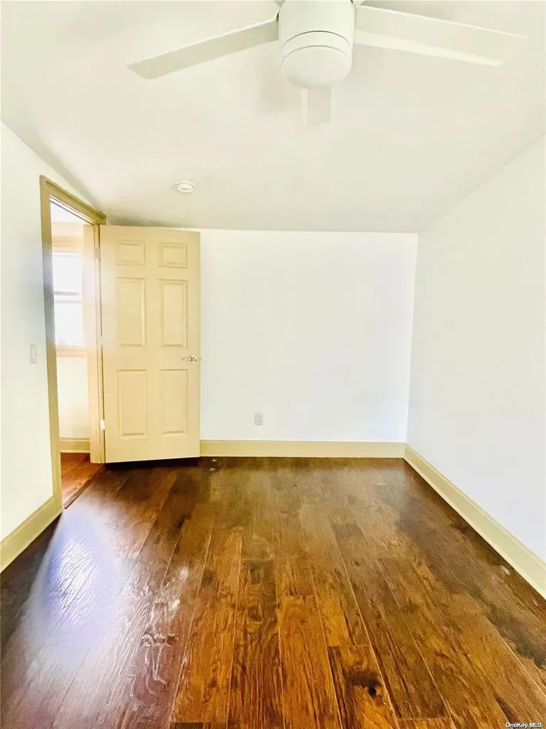 13 Hamilton Road Mastic Beach NY 11951