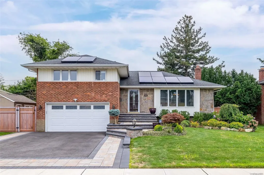 19 Sexton Road Syosset NY 11791