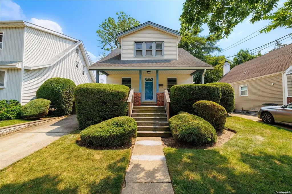 181 Madison Avenue Freeport NY 11520