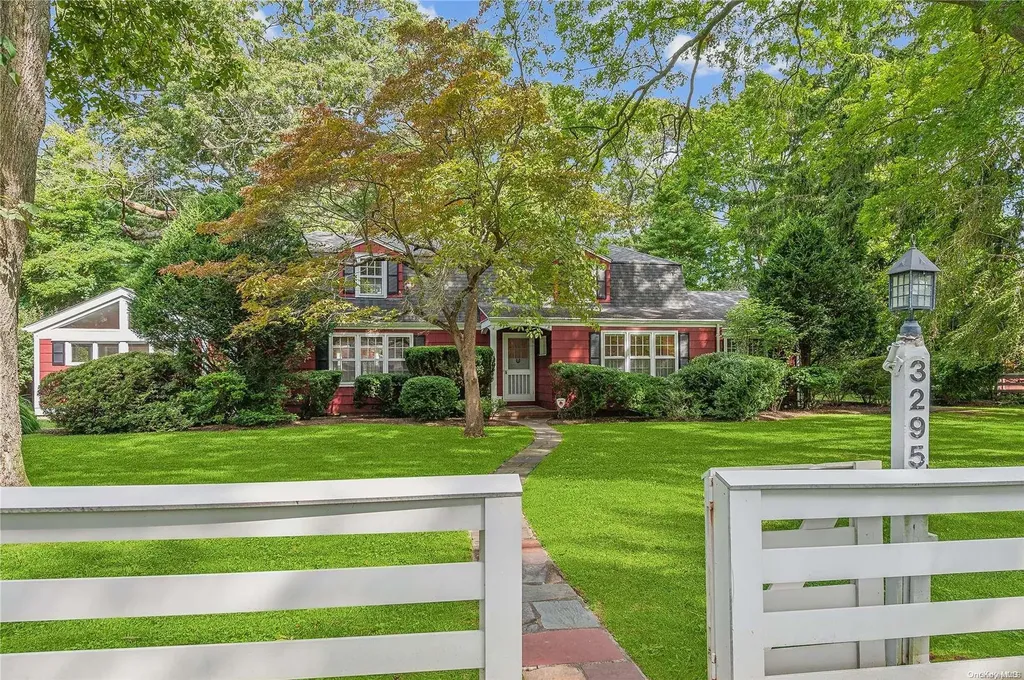 3295 Pine Neck Road Southold NY 11971