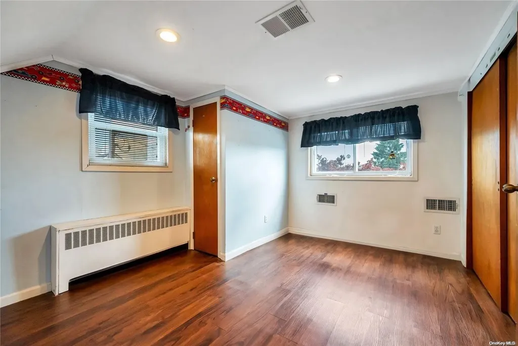 46 Grant Avenue Bethpage NY 11714