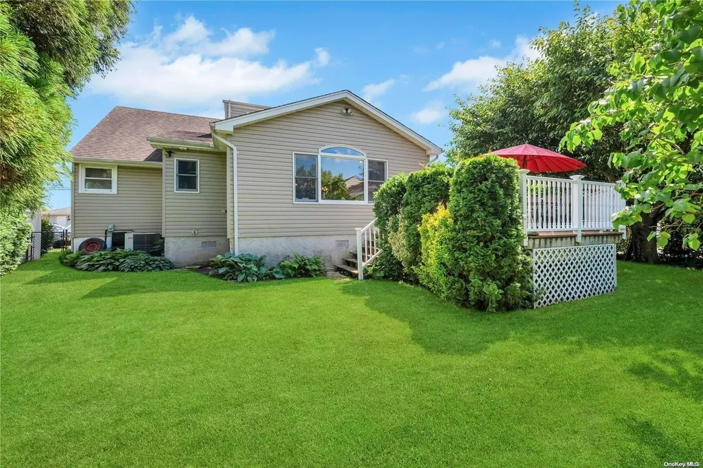 46 Grant Avenue Bethpage NY 11714