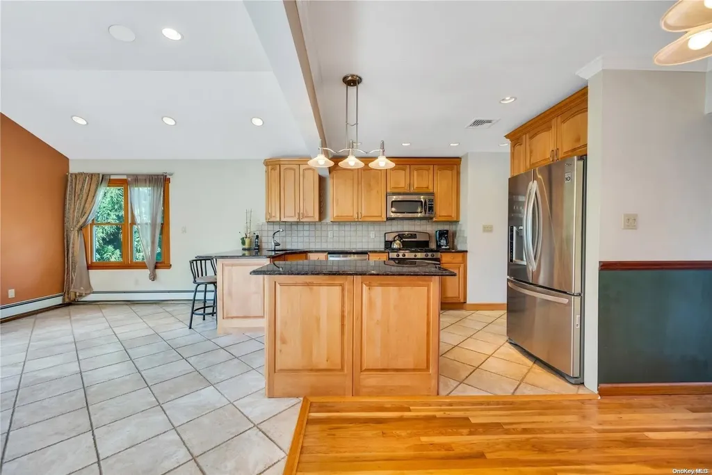 46 Grant Avenue Bethpage NY 11714