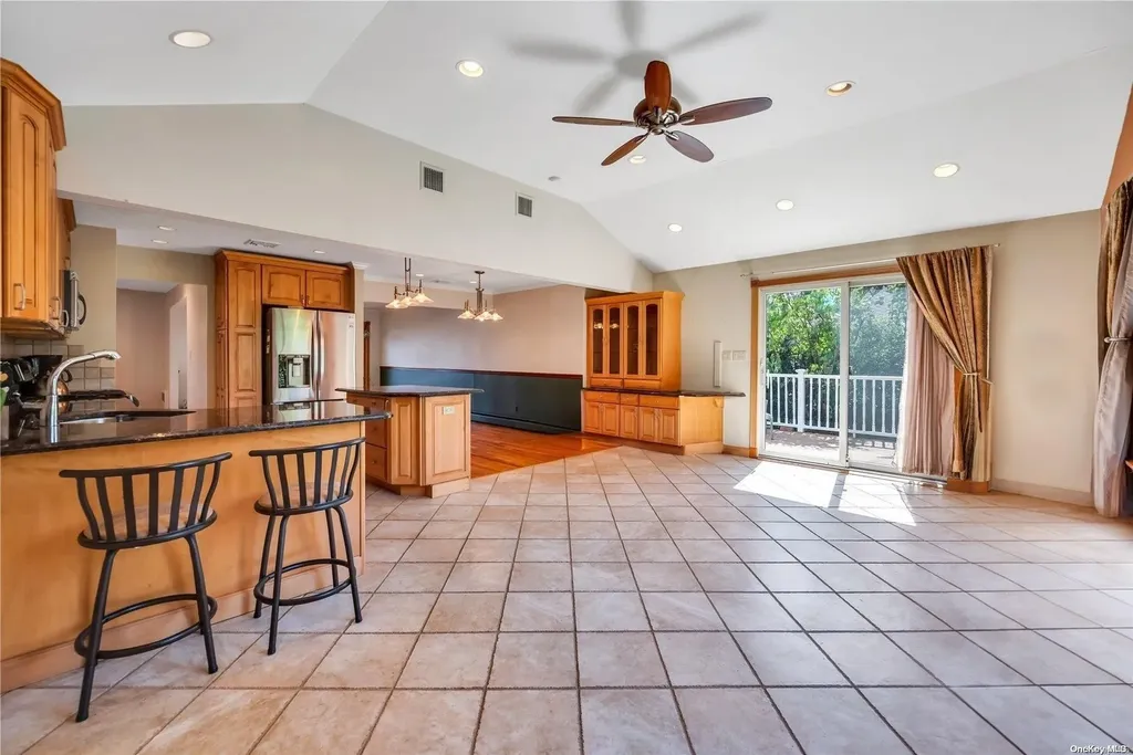 46 Grant Avenue Bethpage NY 11714