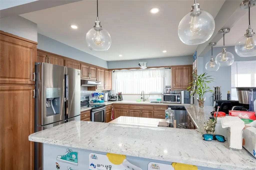 4 Taft Avenue Bethpage NY 11714