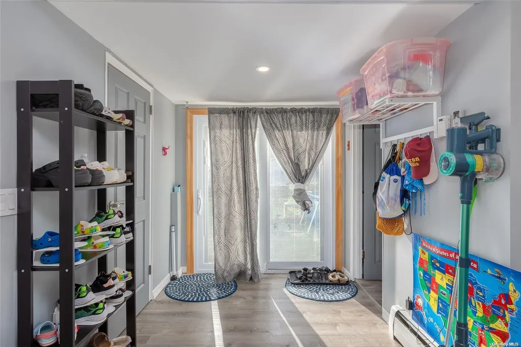 4 Taft Avenue Bethpage NY 11714