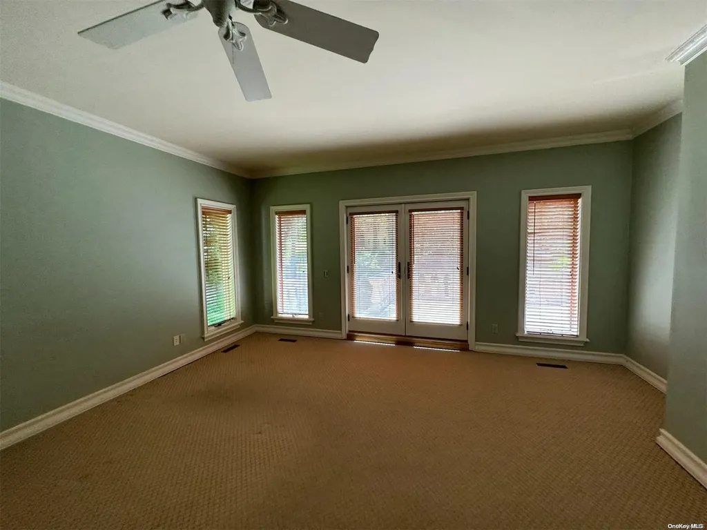 108 Harbor Road Saint James NY 11780