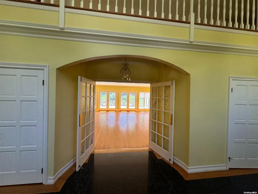 108 Harbor Road Saint James NY 11780