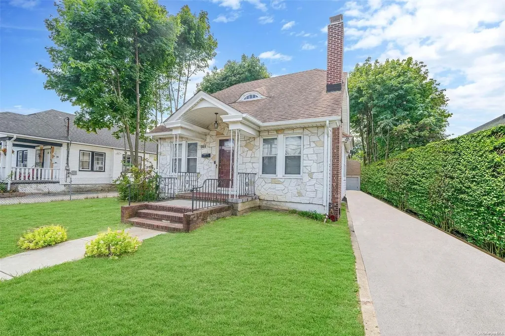 132 E Clinton Avenue Roosevelt NY 11575