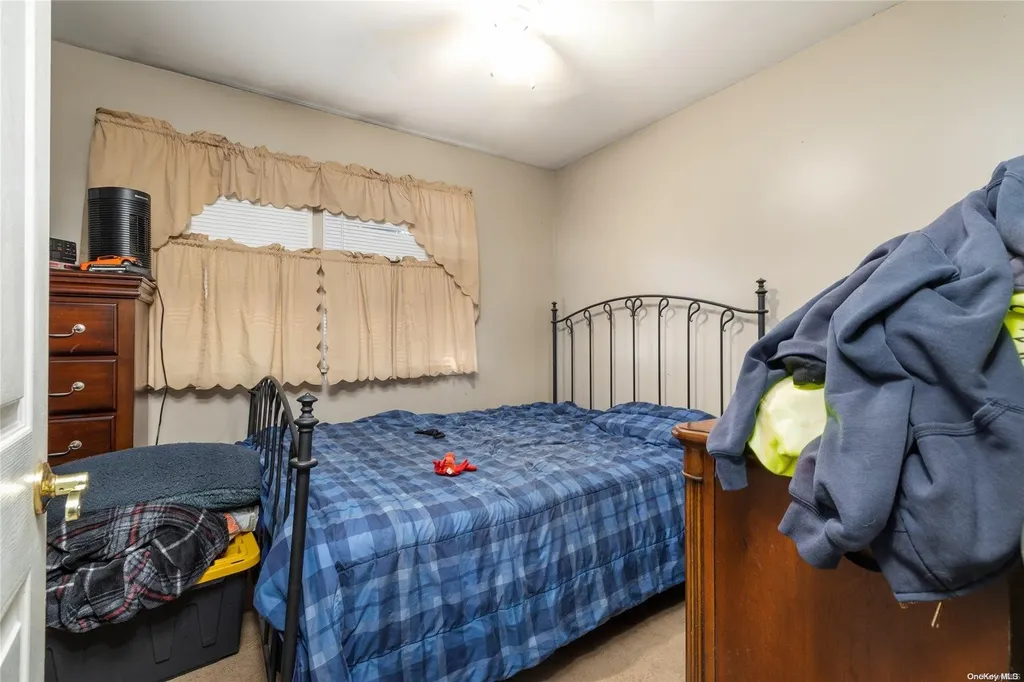 183 Beaver Drive Mastic Beach NY 11951