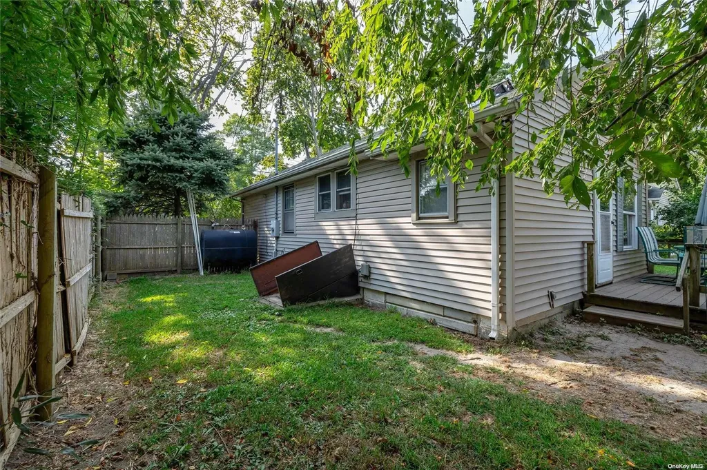 183 Beaver Drive Mastic Beach NY 11951
