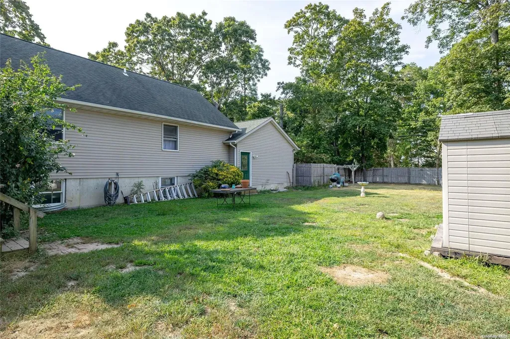 183 Beaver Drive Mastic Beach NY 11951