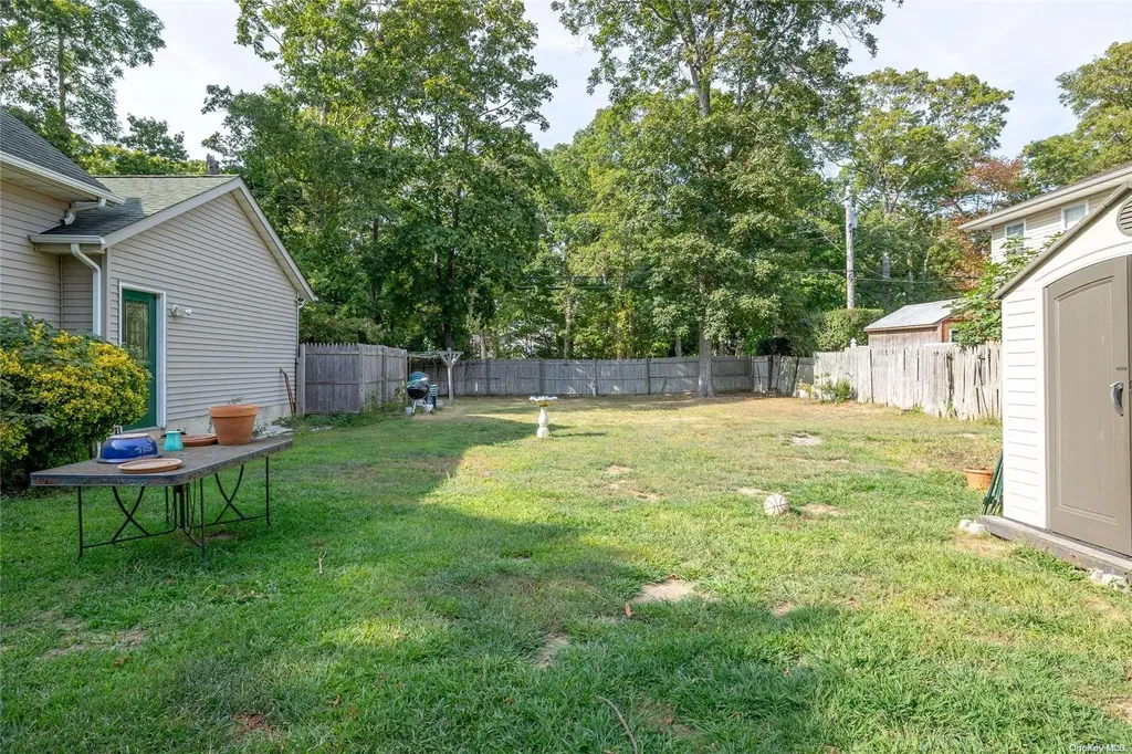 183 Beaver Drive Mastic Beach NY 11951