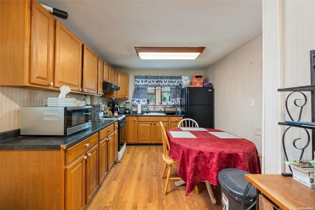 183 Beaver Drive Mastic Beach NY 11951