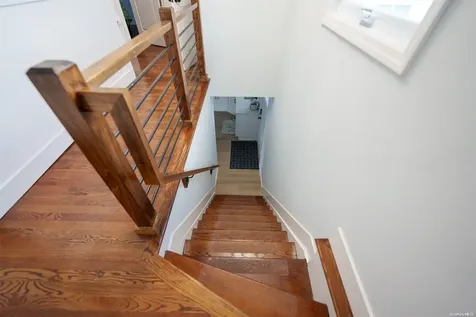 8 Cottage Avenue Bay Shore NY 11706