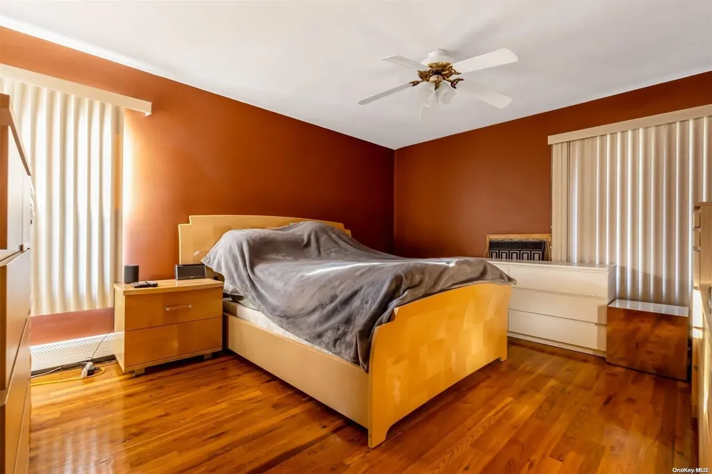 112 Hayrick Lane Commack NY 11725