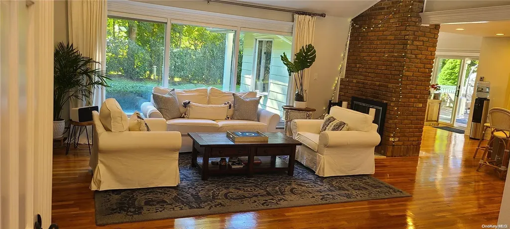 70 Snowball Drive Cold Spring Harbor NY 11724
