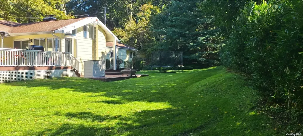 70 Snowball Drive Cold Spring Harbor NY 11724