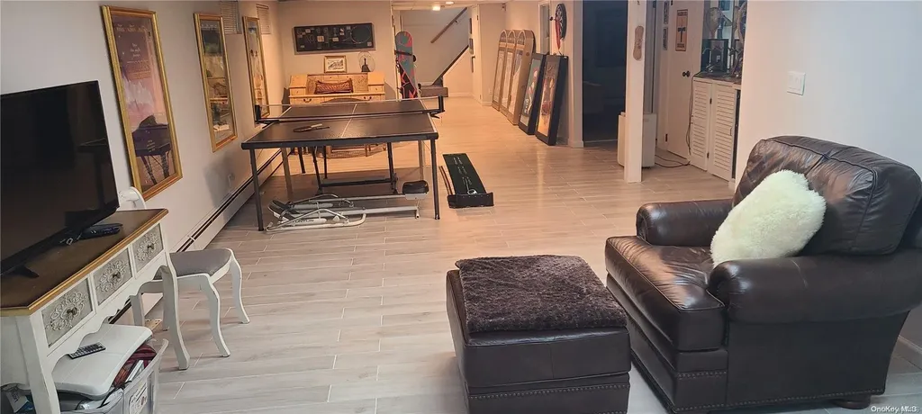 70 Snowball Drive Cold Spring Harbor NY 11724