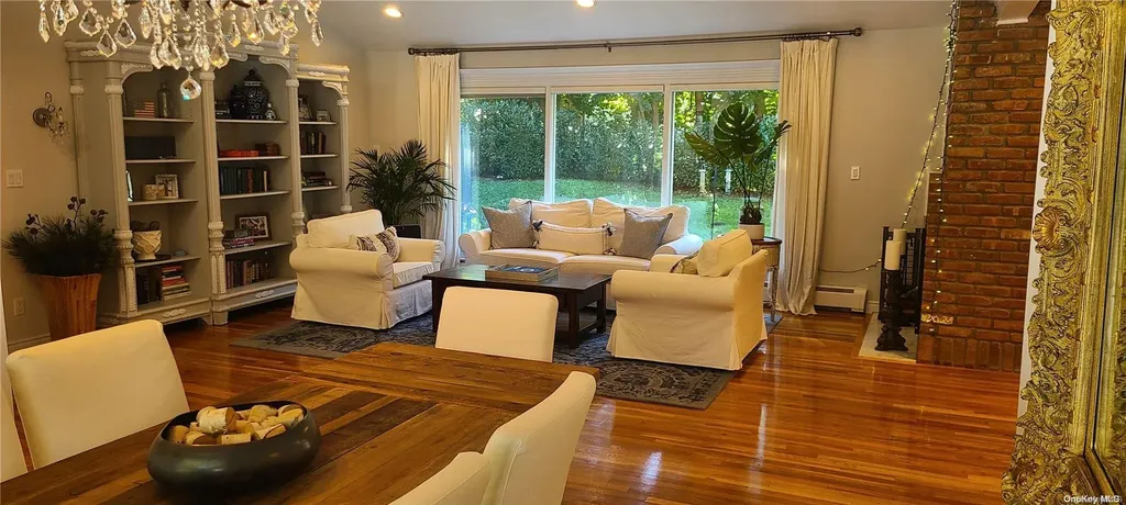 70 Snowball Drive Cold Spring Harbor NY 11724