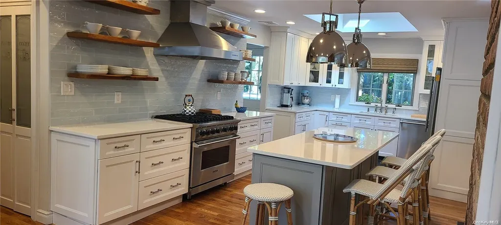 70 Snowball Drive Cold Spring Harbor NY 11724