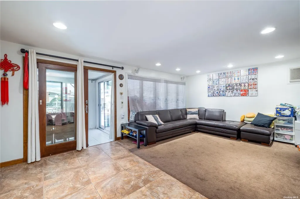 3461 Ocean Avenue Oceanside NY 11572