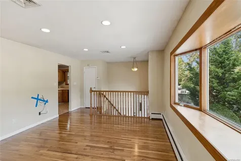 62 Kennedy Avenue North Babylon NY 11703