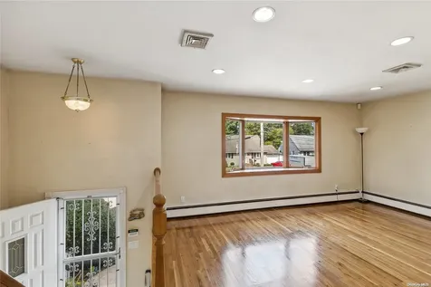 62 Kennedy Avenue North Babylon NY 11703