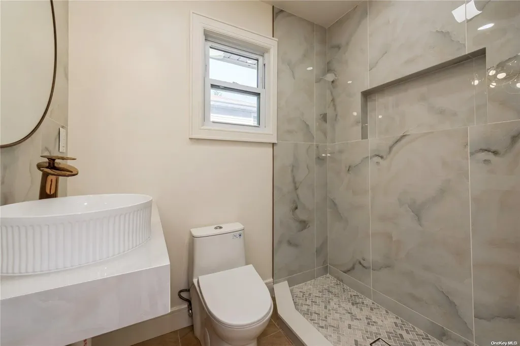 48 Lakeview Avenue Lynbrook NY 11563