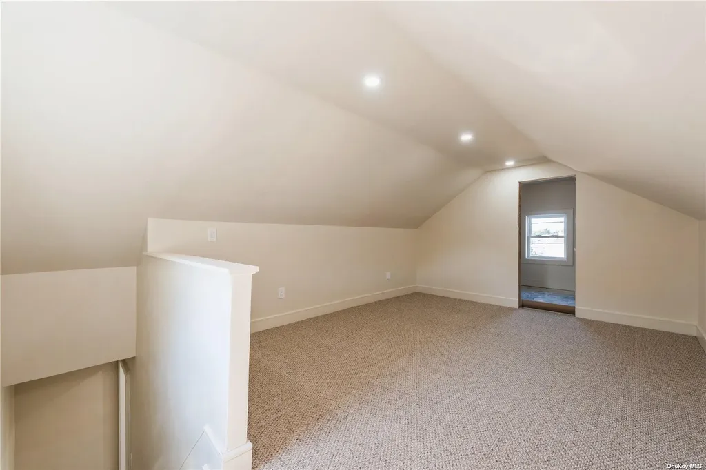 48 Lakeview Avenue Lynbrook NY 11563