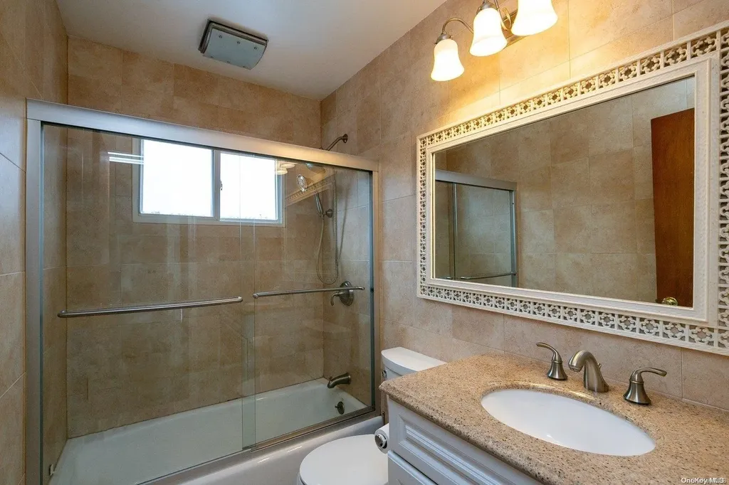 532 Alwick Avenue West Islip NY 11795